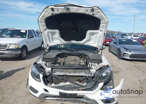 2016 Mercedes-Benz Glc 300 z USA, uszkodzony, nr VIN WDC0G4JB0GF064463